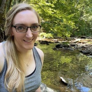 Meet your Posher, Kristin